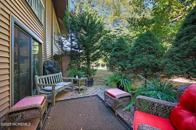 $389,000 | 88 Friendship Court, Red Bank, NJ 07701