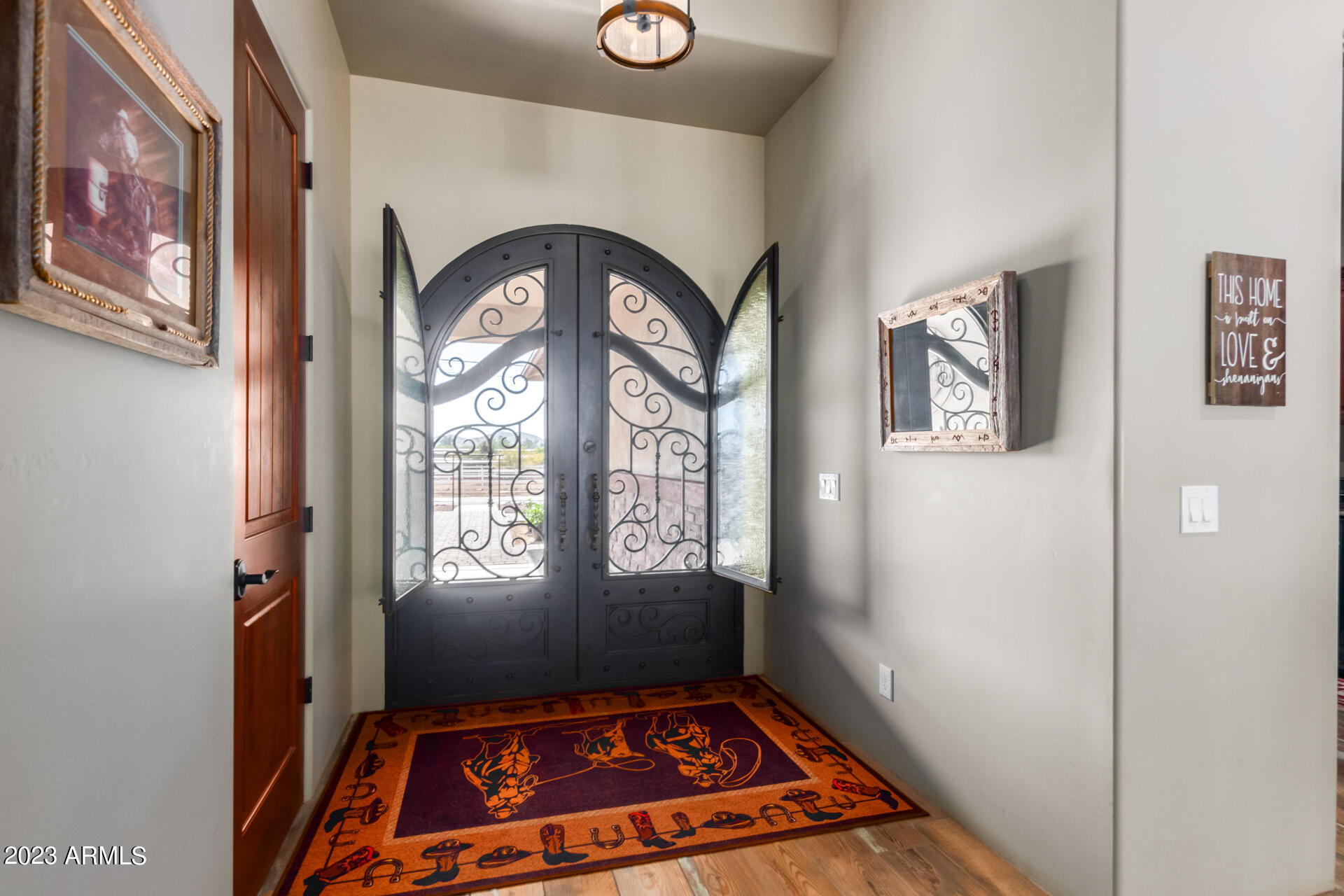1444 West Maddock Road Phoenix, AZ 85086 - Photo 5 of 62 05 - Maddock