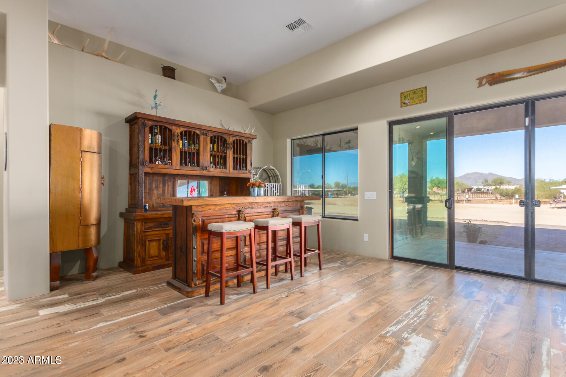 1444 West Maddock Road Phoenix, AZ 85086 - Photo 10 of 62 10 - Maddock