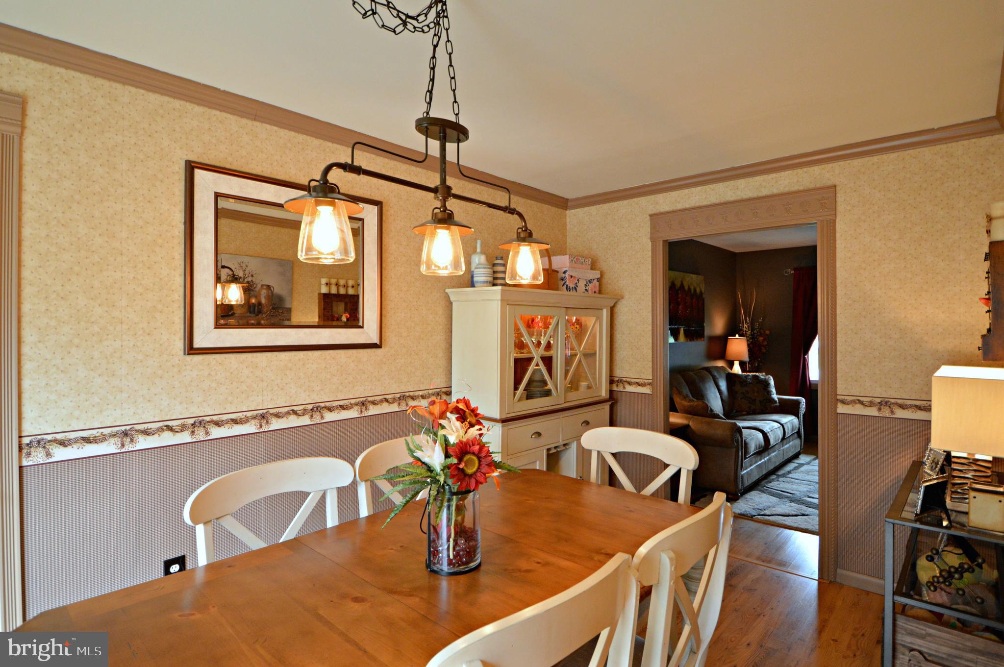 742 South Cedar Street Lititz, PA 17543 - Photo 6 of 34