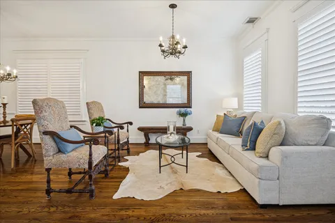 $650,000 | 1532 West 24th Street, Houston, TX 77008