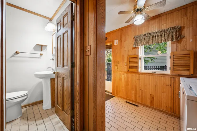 $248,000 | 207 South Fulton Street, Lacon, IL 61540