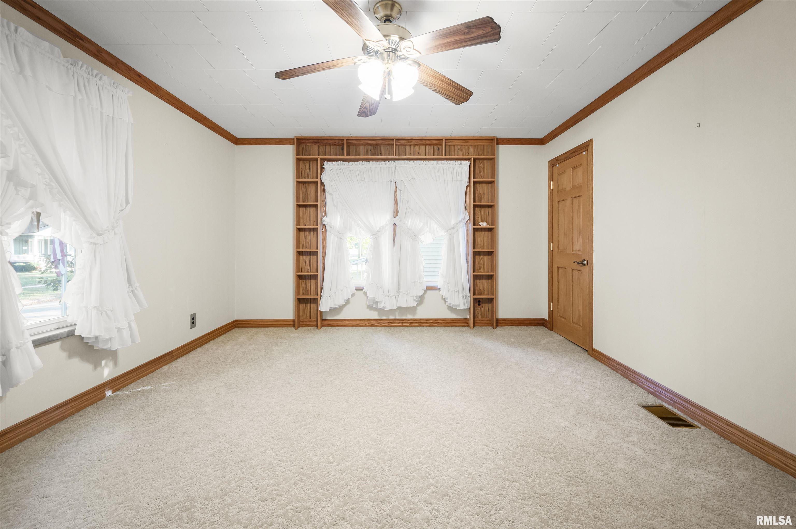 207 South Fulton Street Lacon, IL 61540 - Photo 32 of 47