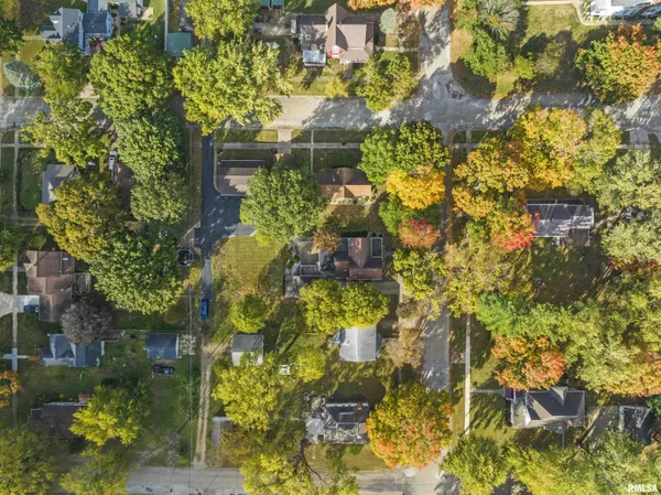 $230,000 | 207 South Fulton Street, Lacon, IL 61540