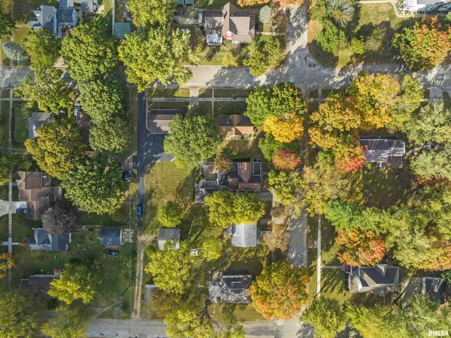 $248,000 | 207 South Fulton Street, Lacon, IL 61540