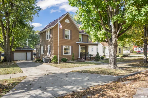 $230,000 | 207 South Fulton Street, Lacon, IL 61540