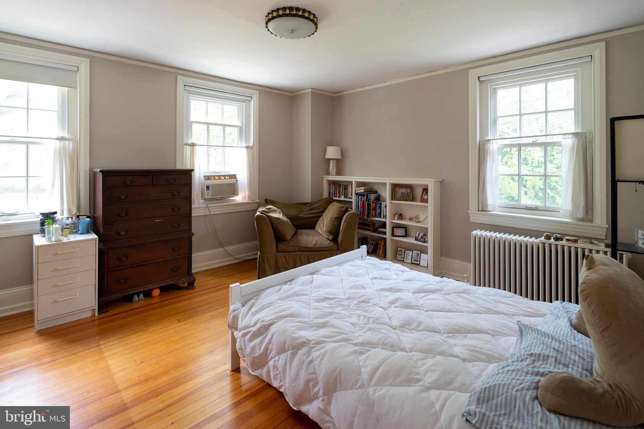 242 Waverly Road Wyncote, PA 19095 - Photo 22 of 38 Bedroom