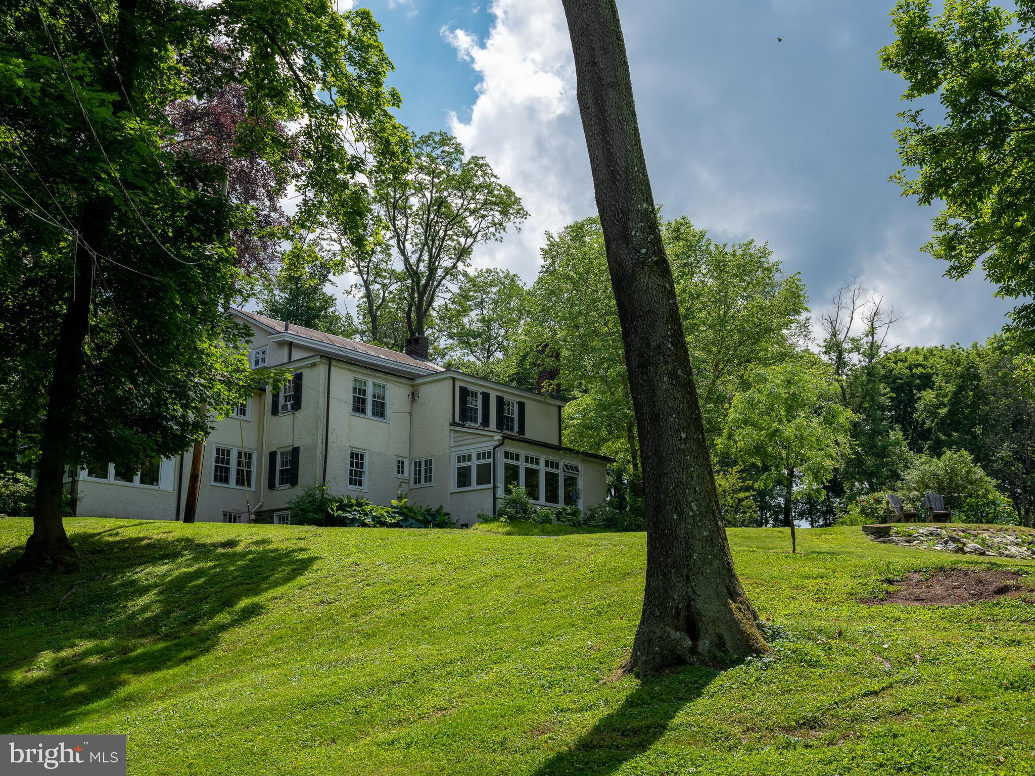 242 Waverly Road Wyncote, PA 19095 - Photo 33 of 38 Approaching the home