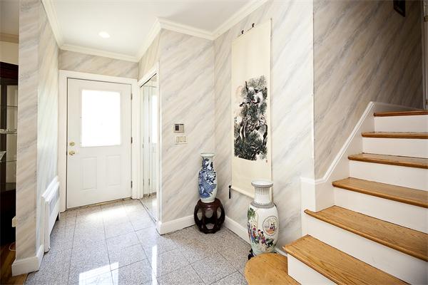 80 Redwood Road Newton, MA 02459 - Photo 2 of 27