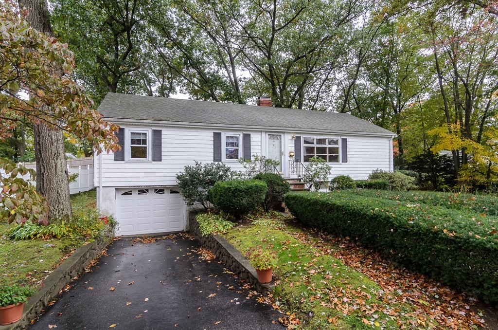 11 Melvin Road Arlington, MA 02474 - Photo 1 of 29