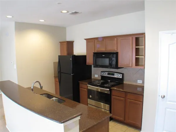 $2,500 | 2332 Oklahoma Avenue, Plano, TX 75074