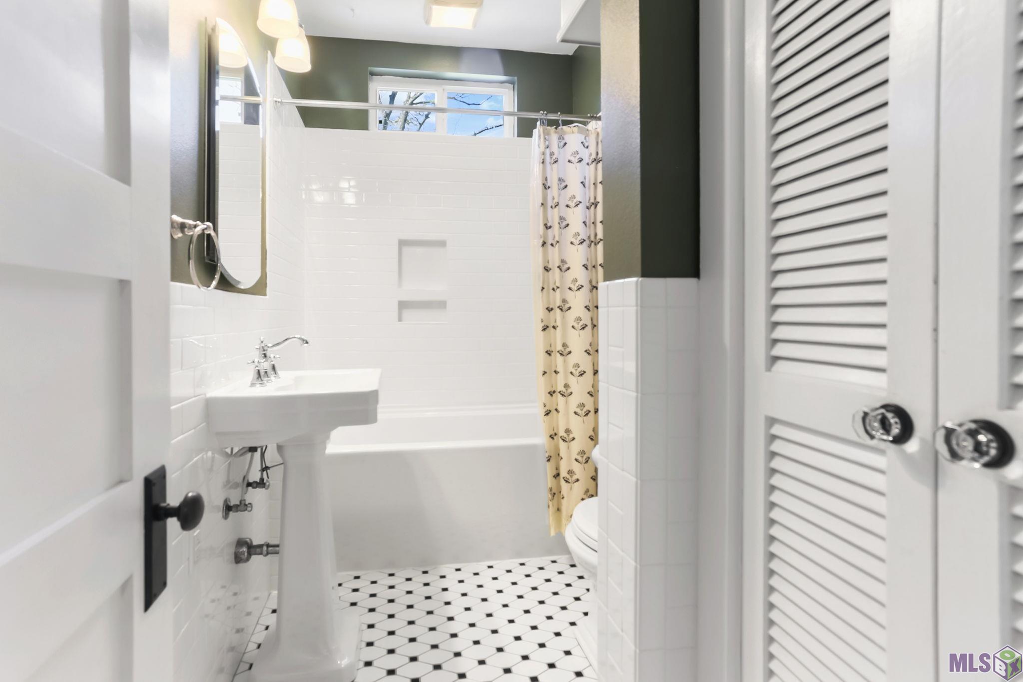 23163 Hoo Shoo Too Road Baton Rouge, LA 70817 - Photo 10 of 19