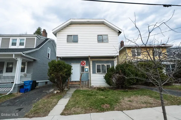 $179,900 | 7 Carroll Terrace, Albany, NY 12209