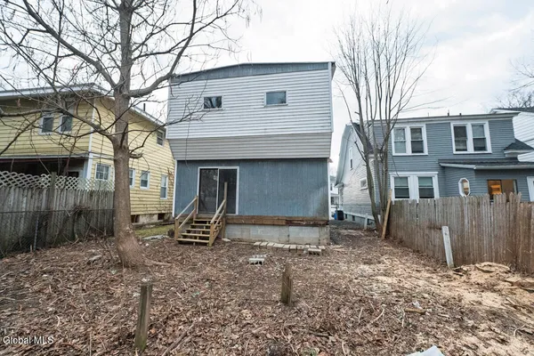$179,900 | 7 Carroll Terrace, Albany, NY 12209