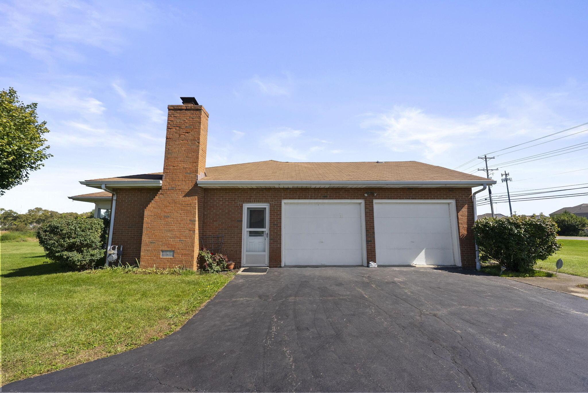 520 Rathmell Road Lockbourne, OH 43137 - Photo 33 of 42 Oversized 2 Car Attached