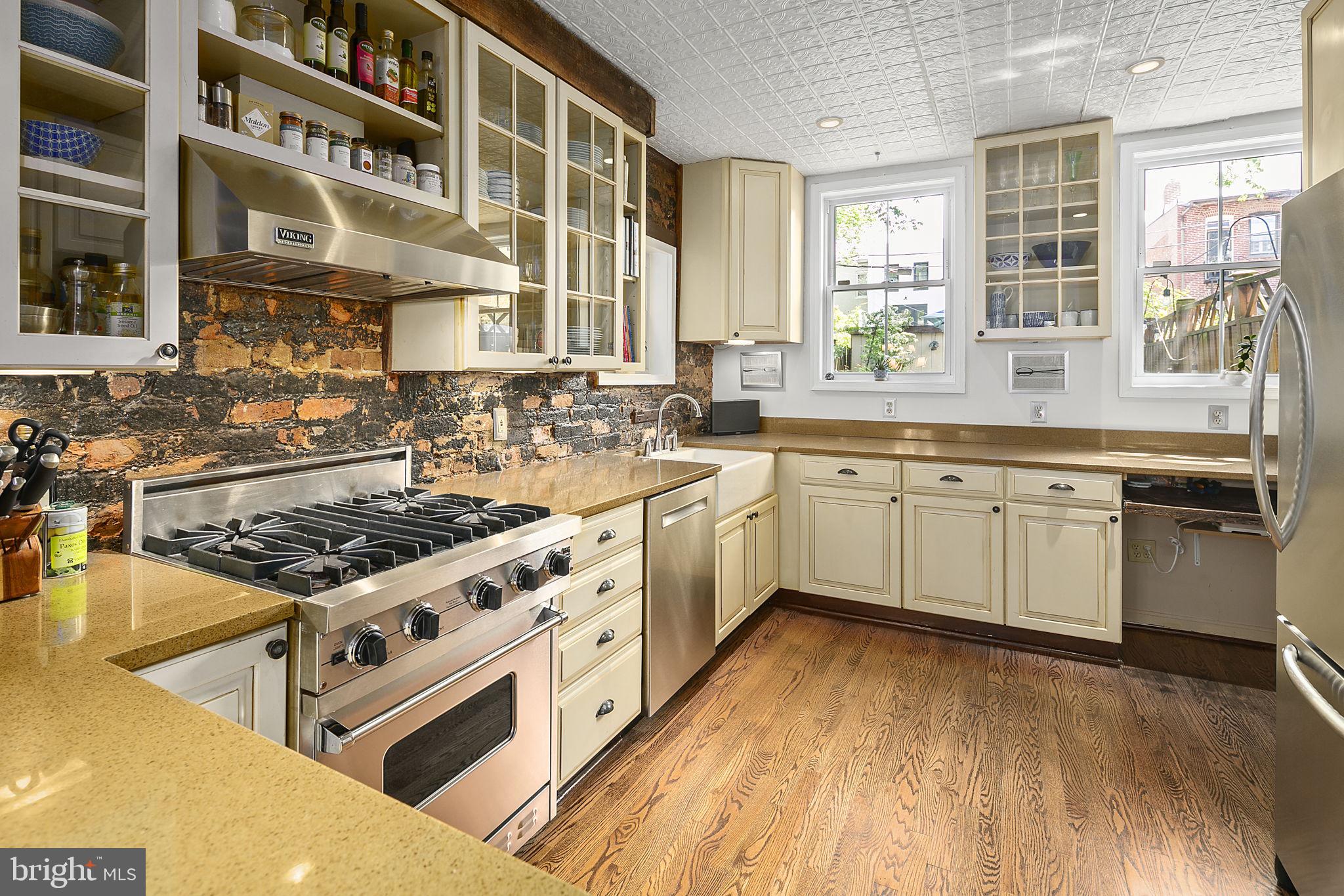 521 5th Street Northeast Washington, DC 20002 - Photo 14 of 48 Large kitchen with tons of storage & counter space