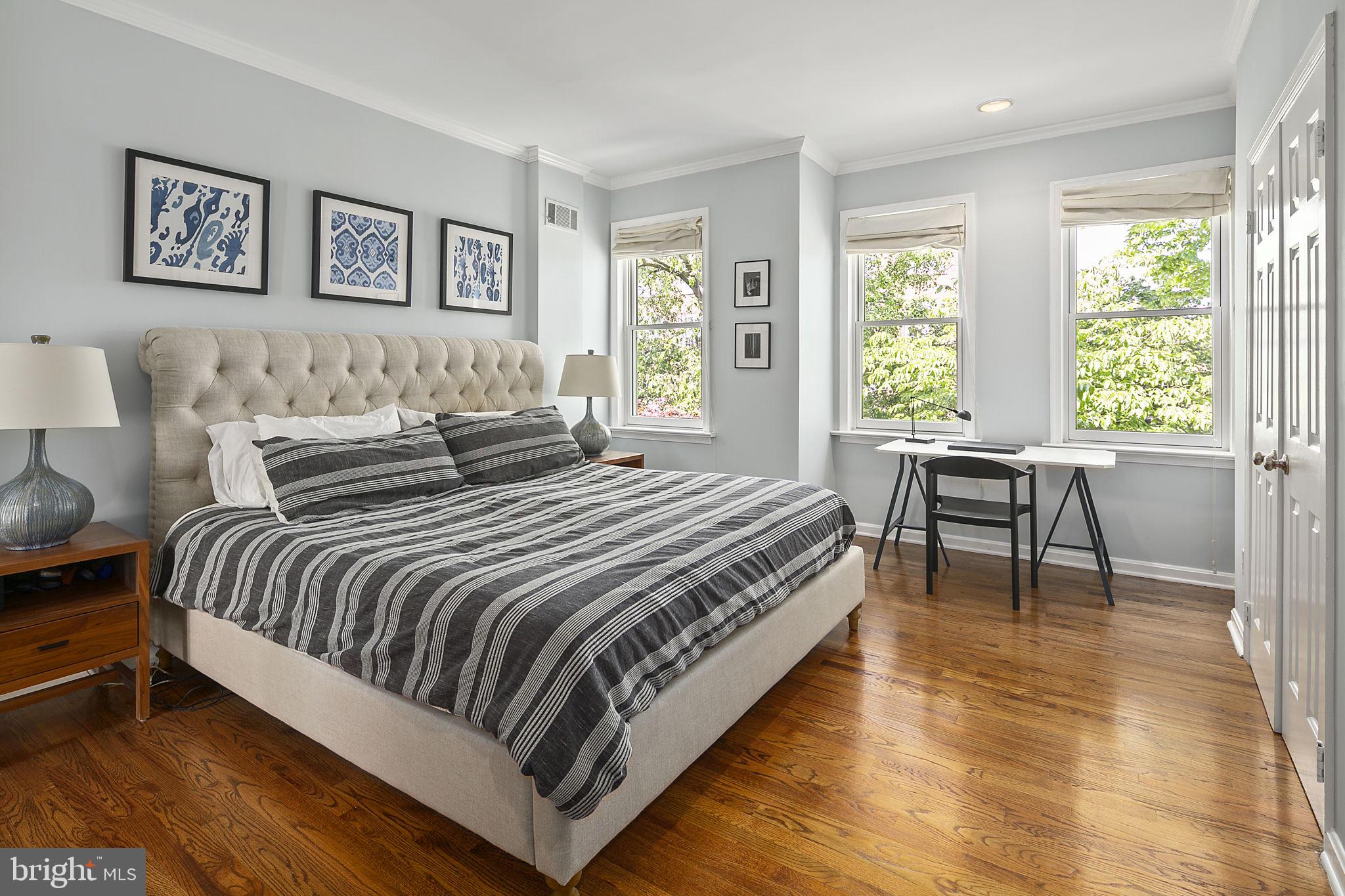 521 5th Street Northeast Washington, DC 20002 - Photo 20 of 48 Huge Master Bedroom