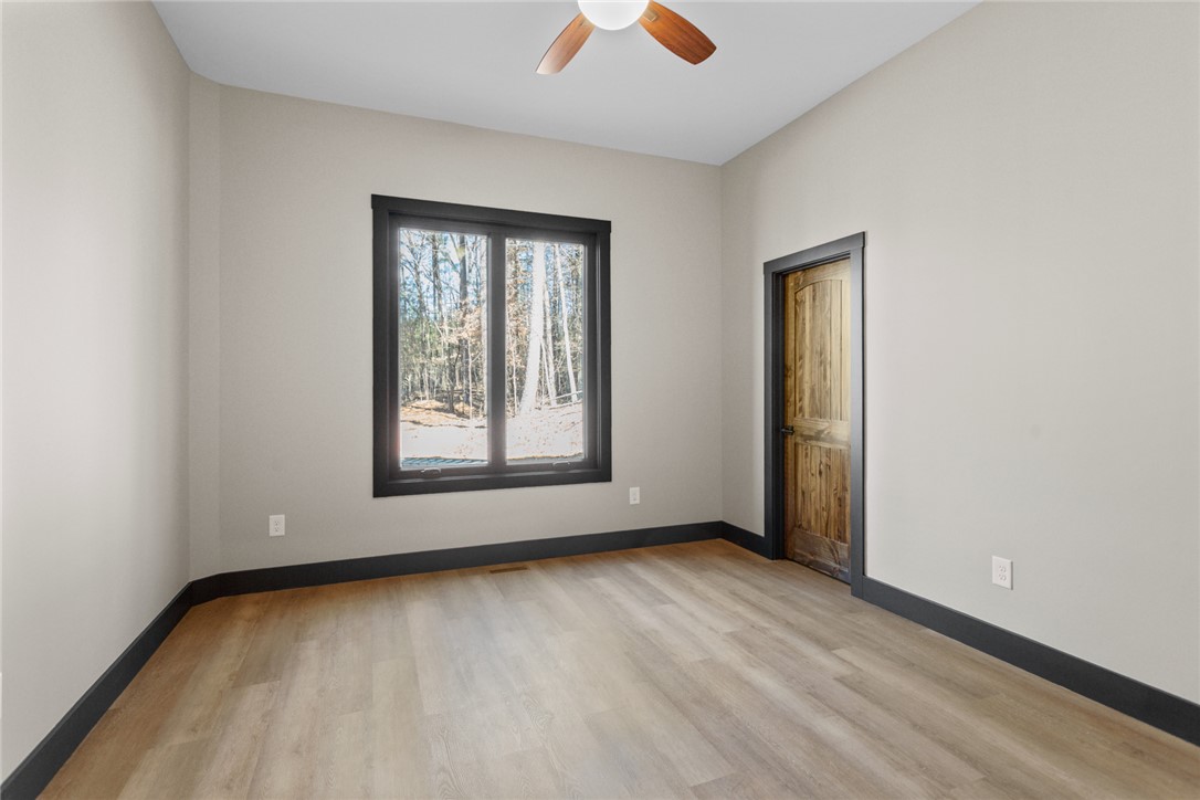 940 Coachmans Trail West Union, SC 29696 - Photo 17 of 31