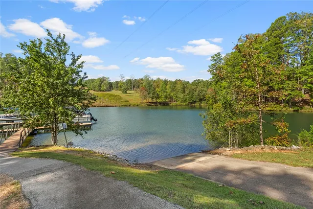 $875,000 | 940 Coachmans Trail, West Union, SC 29696