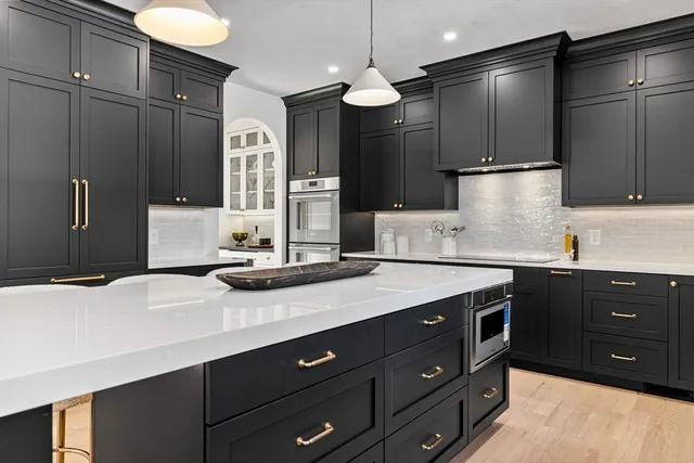 $2,999,000 | 40 High Street, Needham, MA 02494