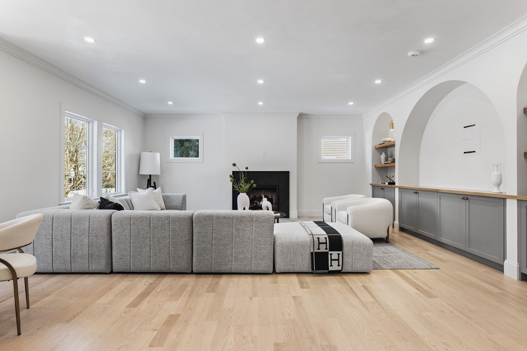 40 High Street Needham, MA 02494 - Photo 9 of 42