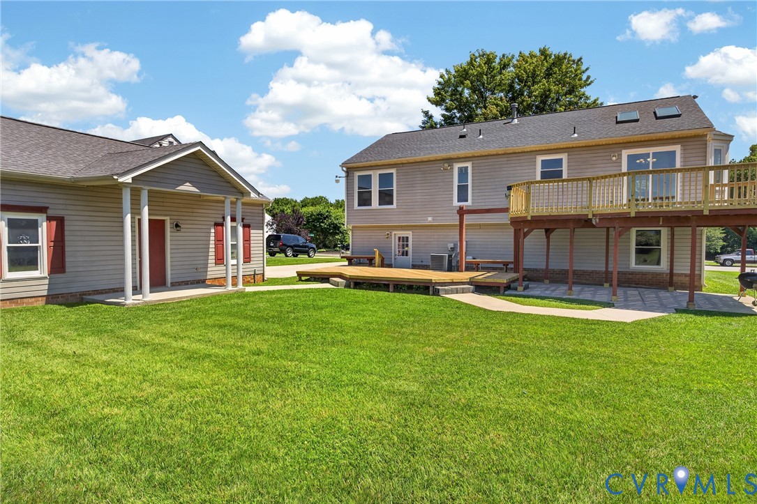 1559 Tree Ridge Road Henrico, VA 23231 - Photo 33 of 40 Expansive green lawn with a separate structure fea