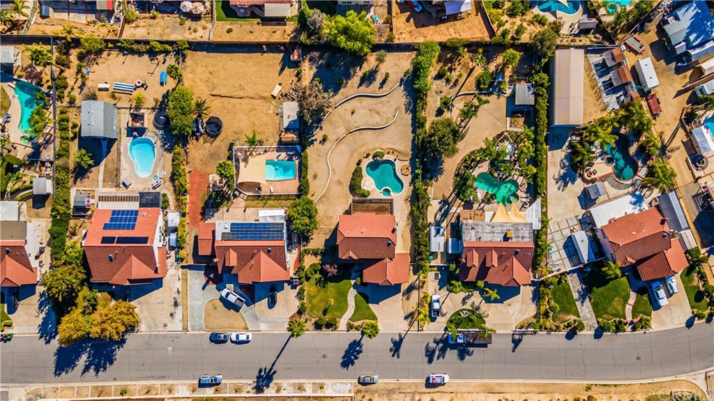 22041 Windtree Avenue Wildomar, CA 92595 - Photo 46 of 47 an aerial view of multiple house