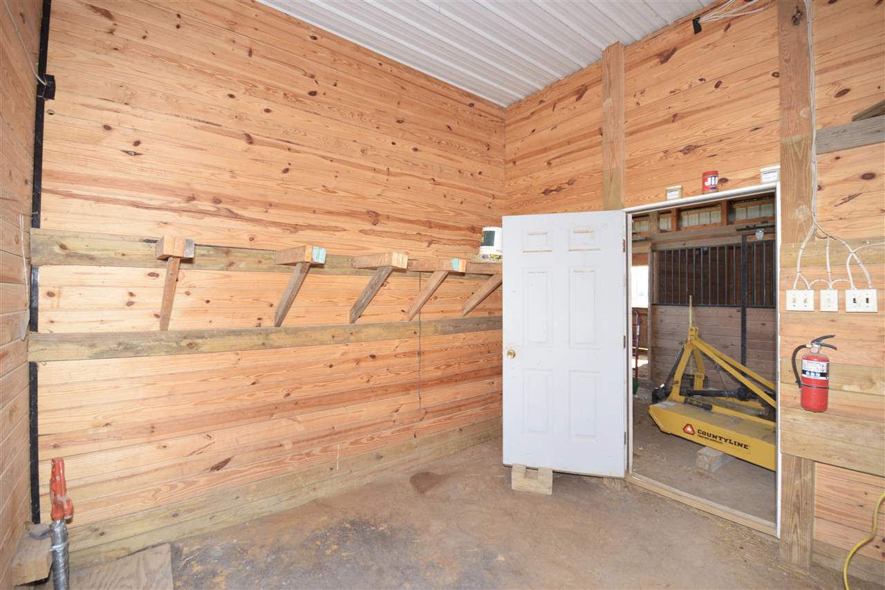4613 Conicville Road Mount Jackson, VA 22842 - Photo 33 of 35 a view of a door