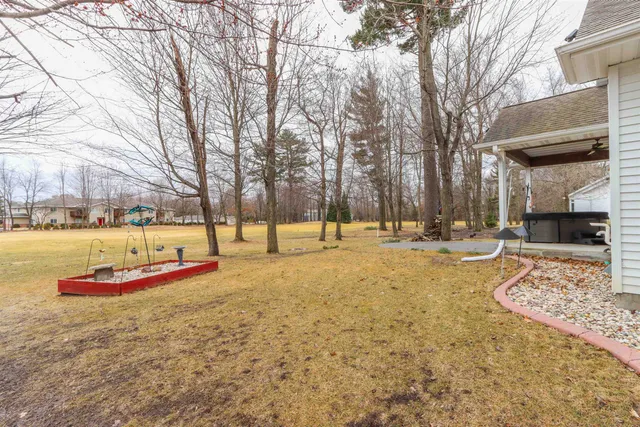 $479,900 | 1579 Foxfire Court, Waupaca, WI 54981