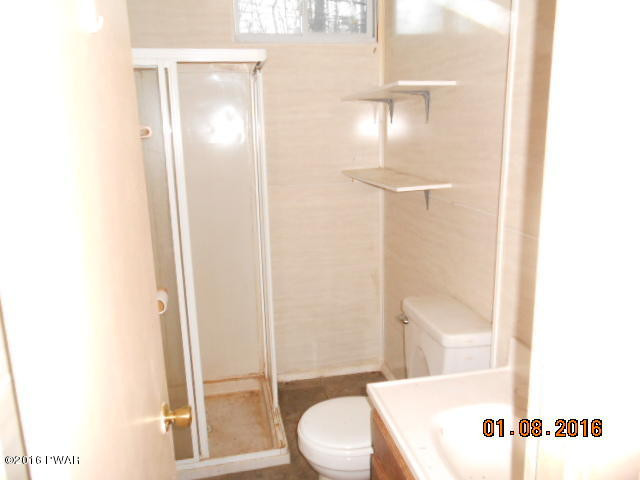 151 Yale Road Milford, PA 18337 - Photo 3 of 6 Bathroom