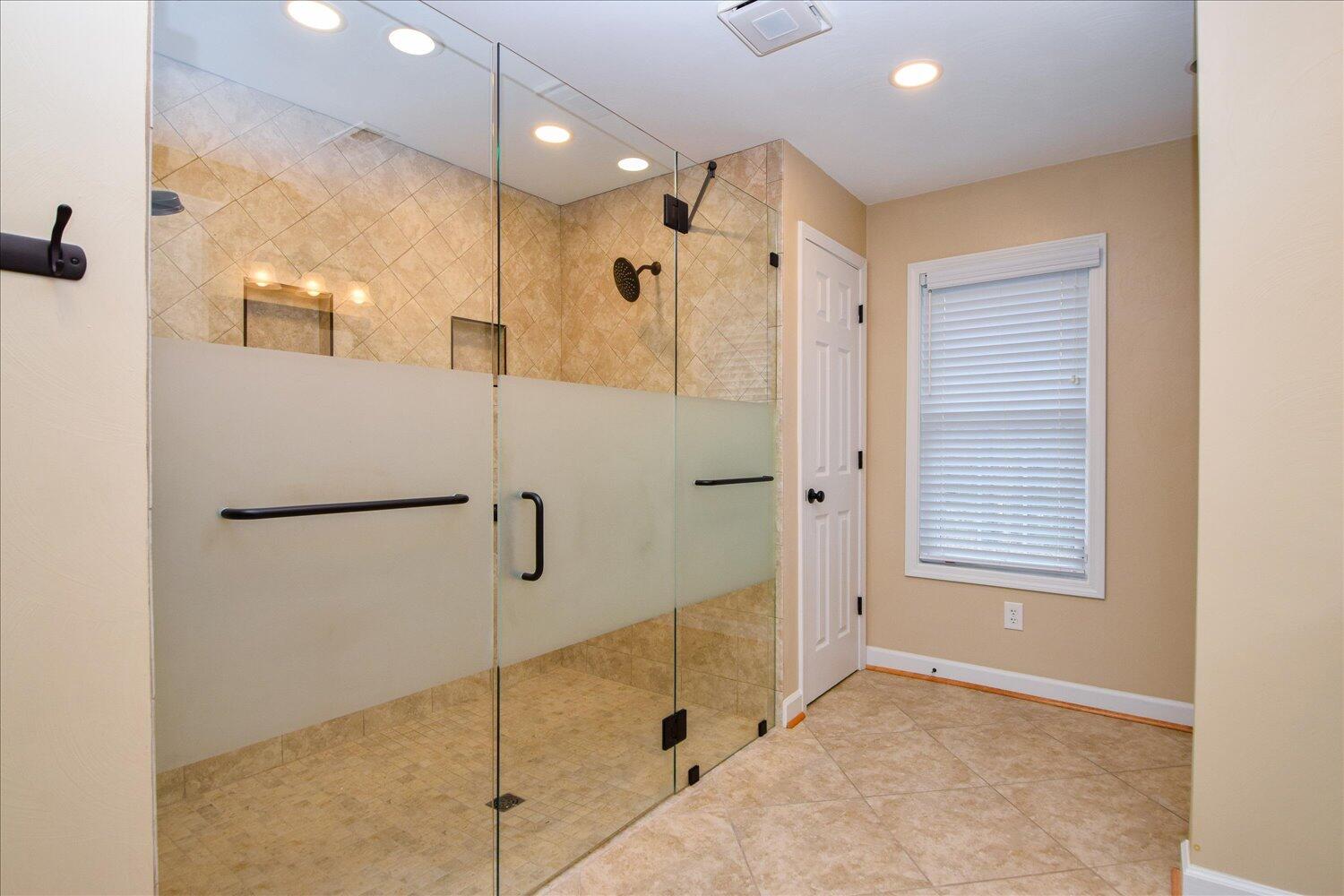5515 Breckinridge Mill Road Fincastle, VA 24090 - Photo 14 of 31 a bathroom with a shower and a shower