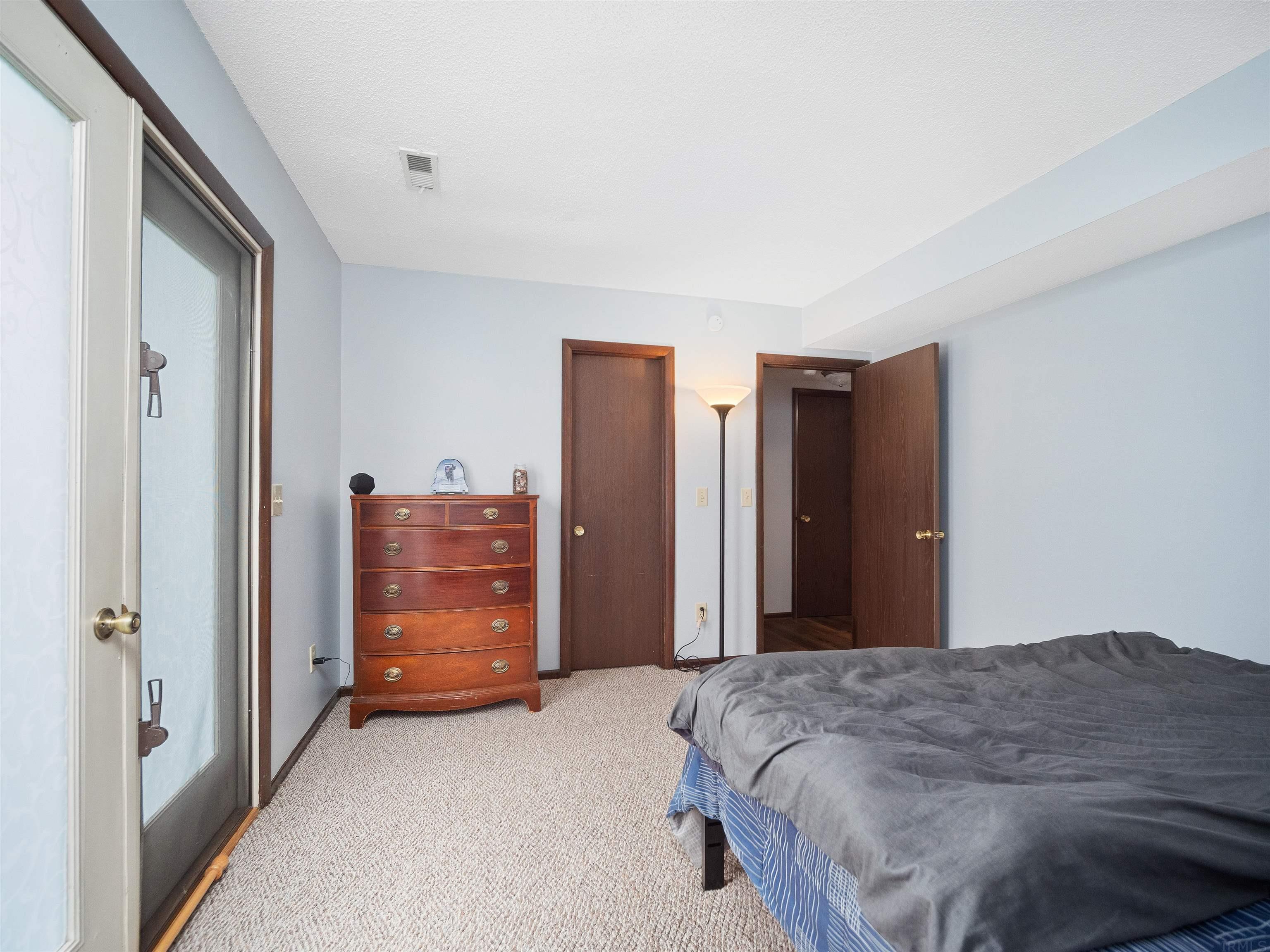 7807-7809 Stellhorn Road Fort Wayne, IN 46835 - Photo 9 of 18 Gallery Image 9