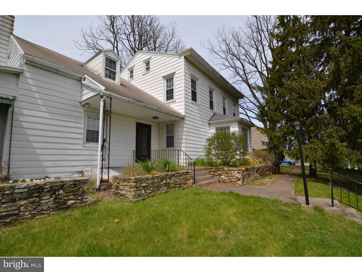 1043 Van Reed Road Reading, PA 19605 - Photo 6 of 25
