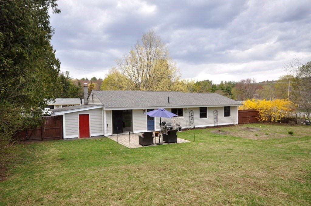 9 Bradford Road Hudson, MA 01749 - Photo 16 of 19