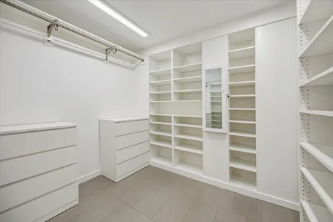 $1,849,000 | 2420 Locke Lane, Houston, TX 77019