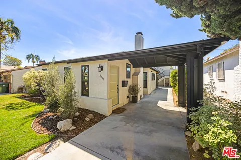 $2,999,000 | 2621 Veteran Avenue, Los Angeles, CA 90064