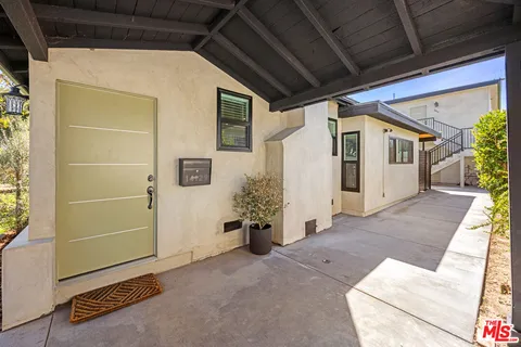 $2,999,000 | 2621 Veteran Avenue, Los Angeles, CA 90064
