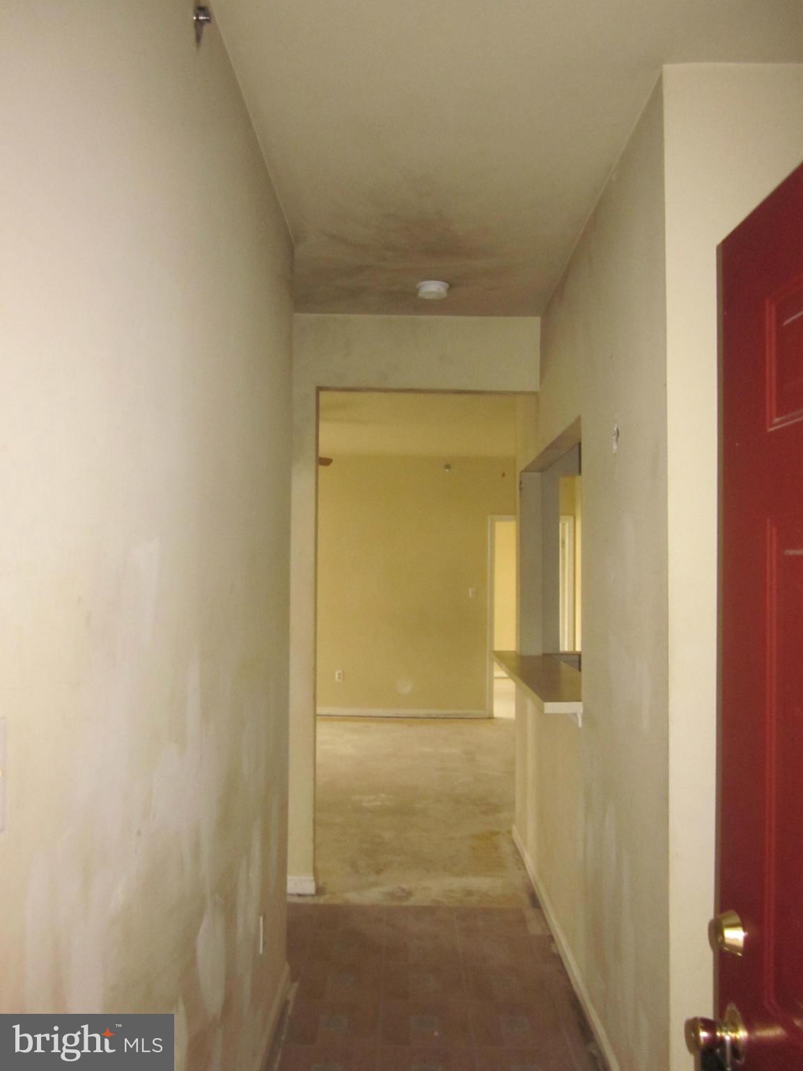 606 Moonglow Road, Unit 104 Odenton, MD 21113 - Photo 10 of 13 Hallway/Entrance