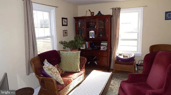$669,000 | 555 Barrett Avenue, Haverford, PA 19041