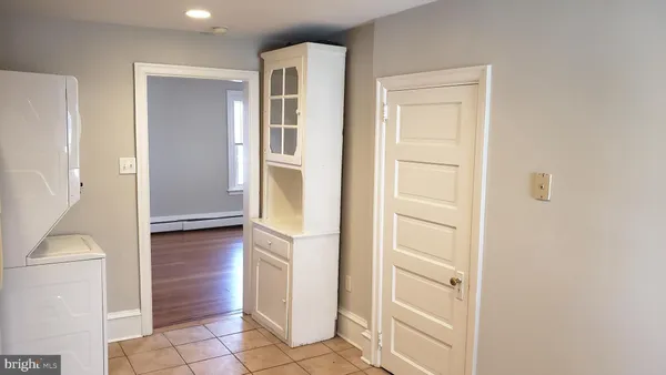 $669,000 | 555 Barrett Avenue, Haverford, PA 19041