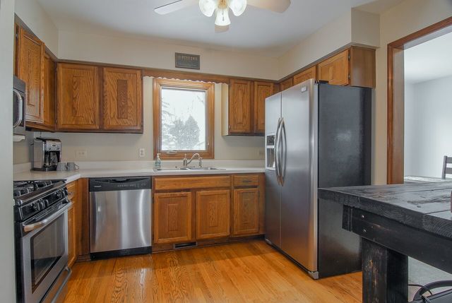 532 Sheffield Road Naperville, IL 60565 - Photo 6 of 16