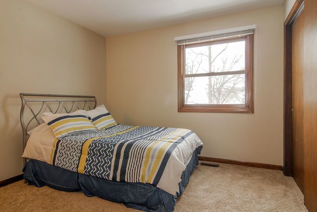 532 Sheffield Road Naperville, IL 60565 - Photo 10 of 16