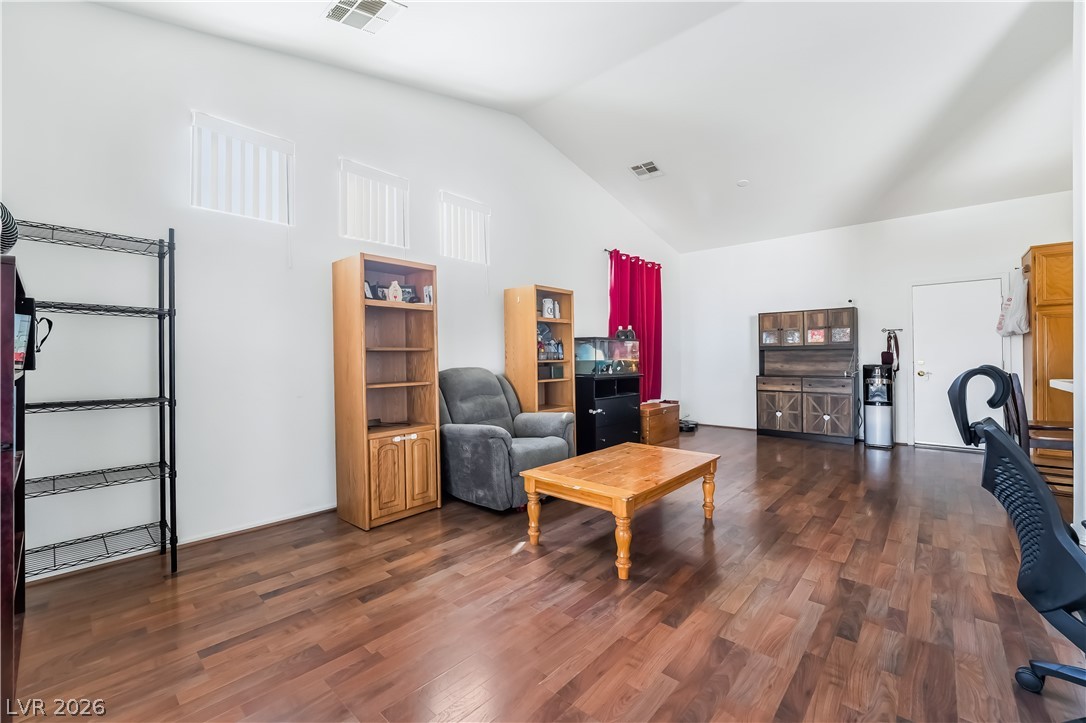 1040 Kings View Court Henderson, NV 89002 - Photo 9 of 37
