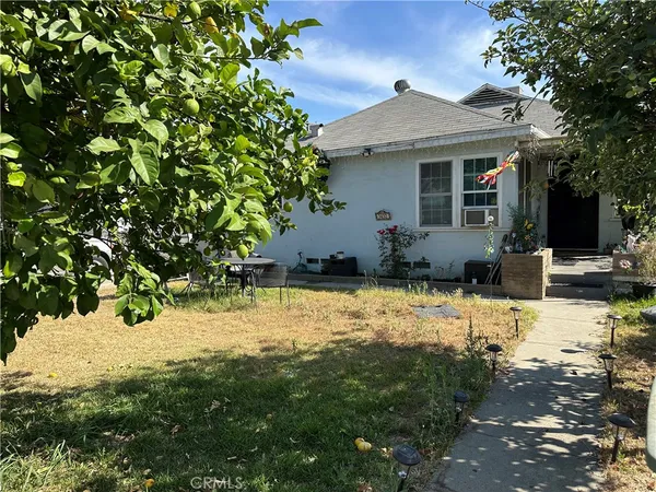 $650,000 | 3432 Russell Street, Riverside, CA 92501