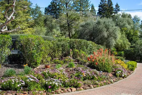 $10,000,000 | 41 Ridge View Drive, Atherton, CA 94027