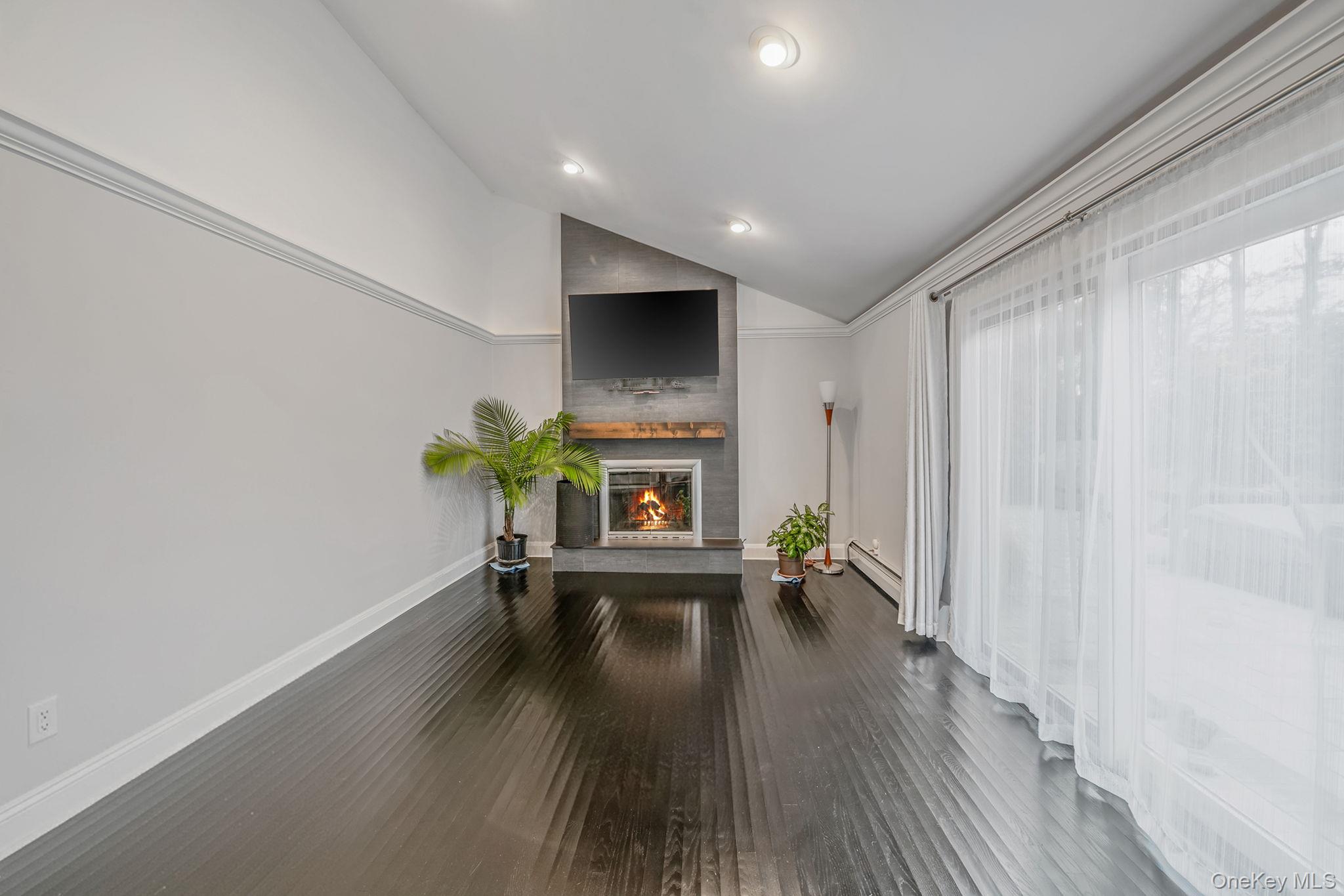 202 Gerard Road Yaphank, NY 11980 - Photo 16 of 42