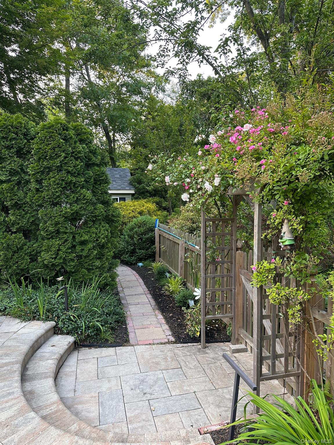 202 Gerard Road Yaphank, NY 11980 - Photo 37 of 42