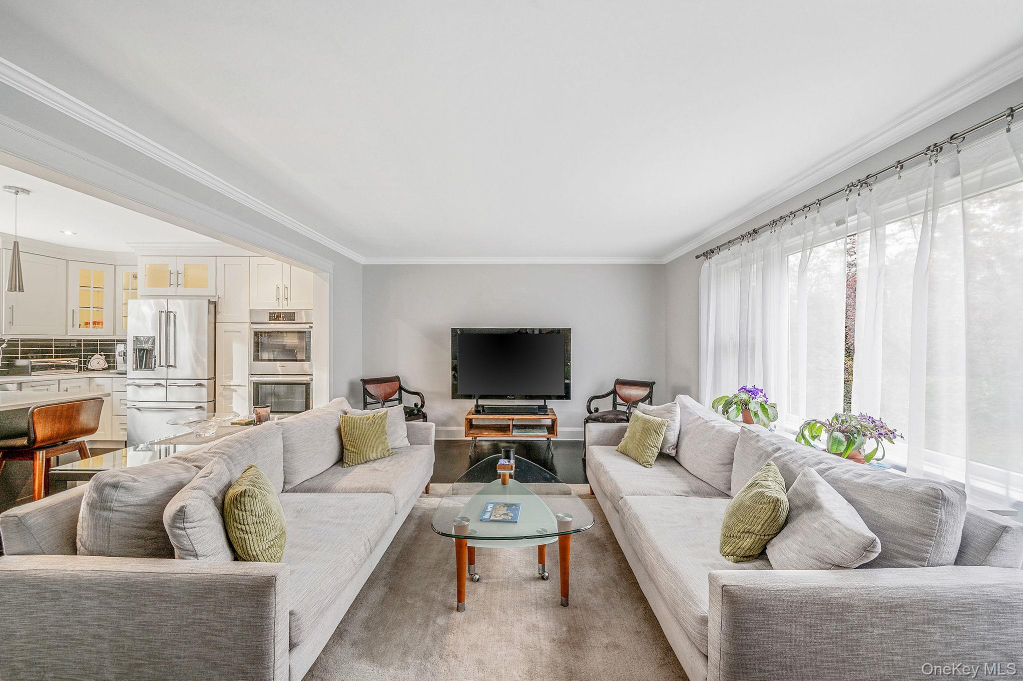 202 Gerard Road Yaphank, NY 11980 - Photo 8 of 42