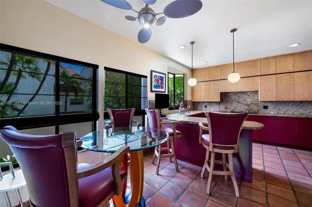 $2,275,000 | 2000 South Bayshore Drive, Unit 72, Miami, FL 33133