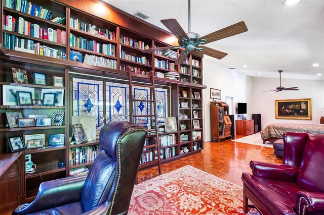 $2,275,000 | 2000 South Bayshore Drive, Unit 72, Miami, FL 33133